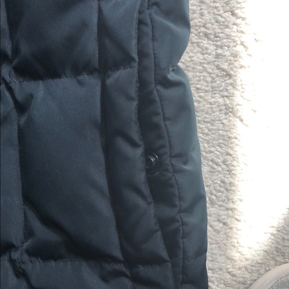 Lands End Puff Vest - Picture 2 of 3